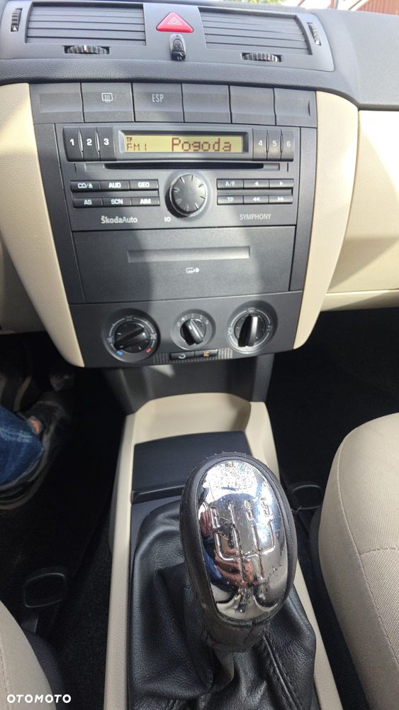 Skoda Fabia - 8