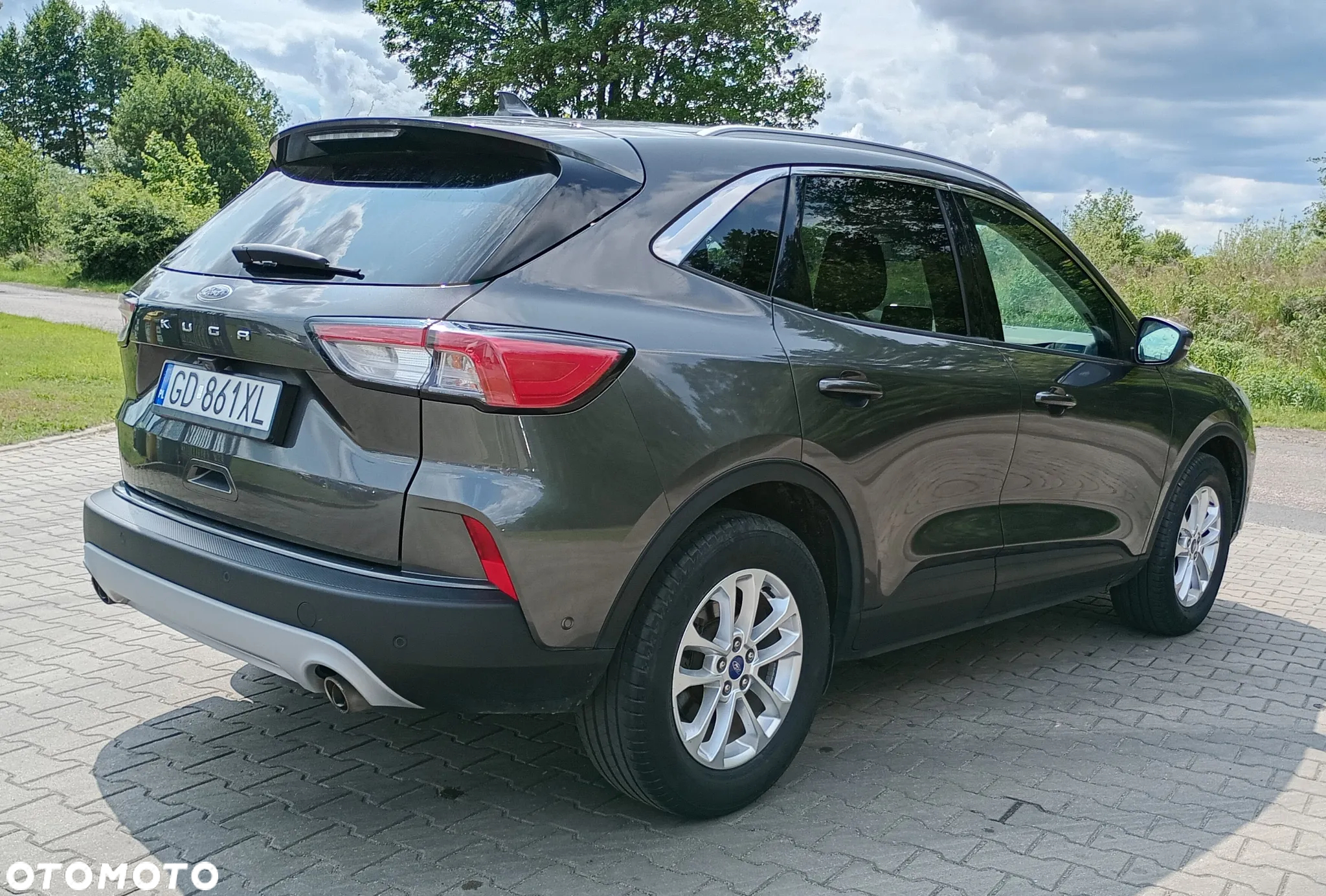 Ford Kuga 1.5 EcoBoost FWD Titanium - 8