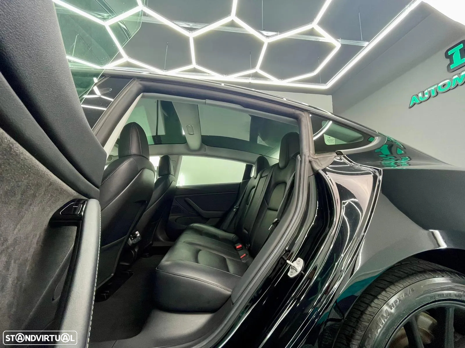 Tesla Model 3 Long-Range Dual Motor AWD - 8
