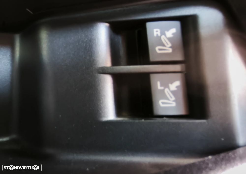 Land Rover Discovery Sport - 46