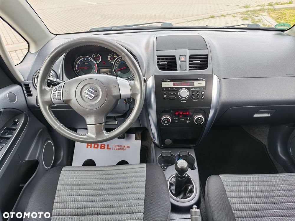 Suzuki SX4 - 8