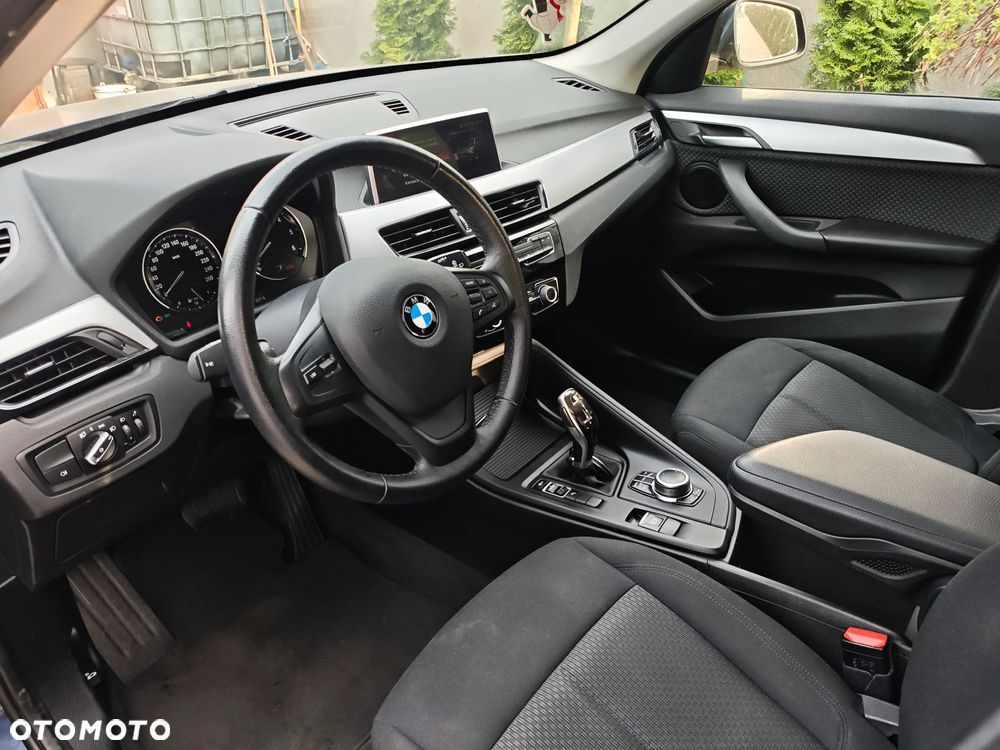 BMW X1 sDrive16d - 17