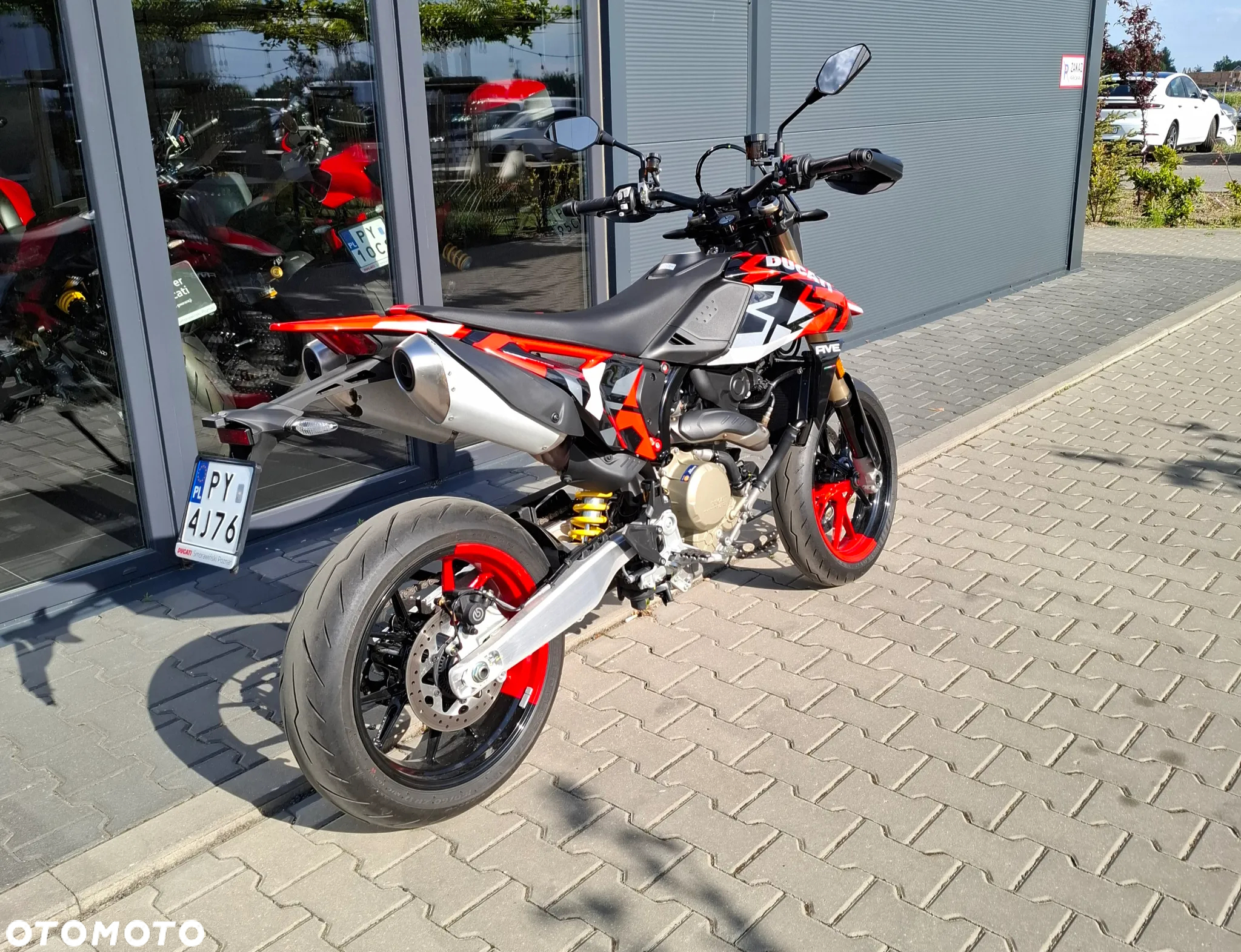 Ducati Hypermotard - 7