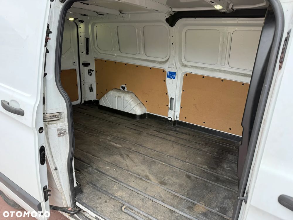 Ford TRANSIT CUSTOM - 8