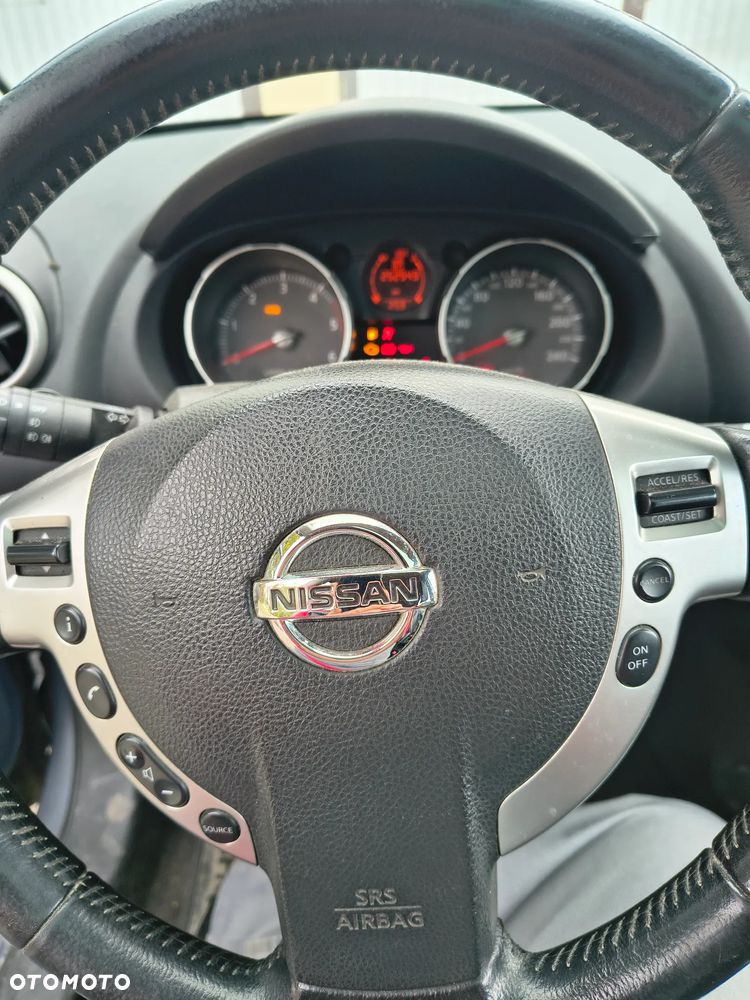 Nissan Qashqai+2 - 5