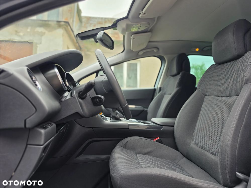 Peugeot 3008 - 15