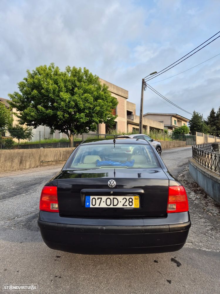 VW Passat 1.9 GL TDI - 6