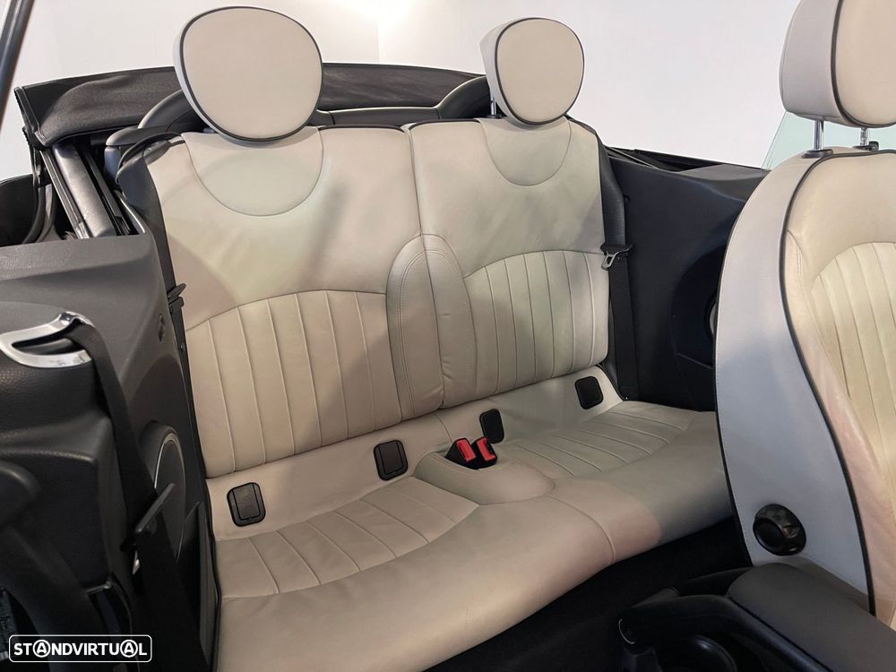 MINI Cabrio Cooper D - 21