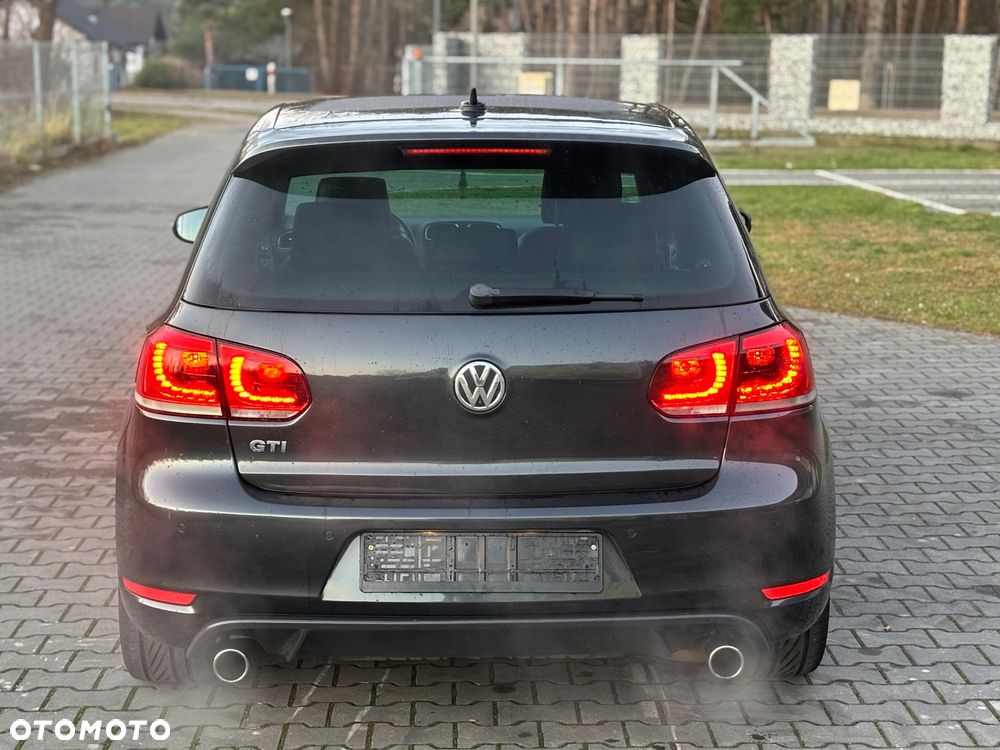 Volkswagen Golf 2.0 GTI - 26
