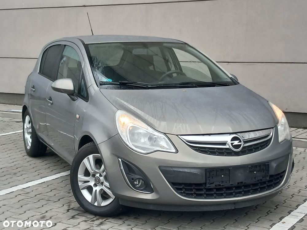 Opel Corsa - 8