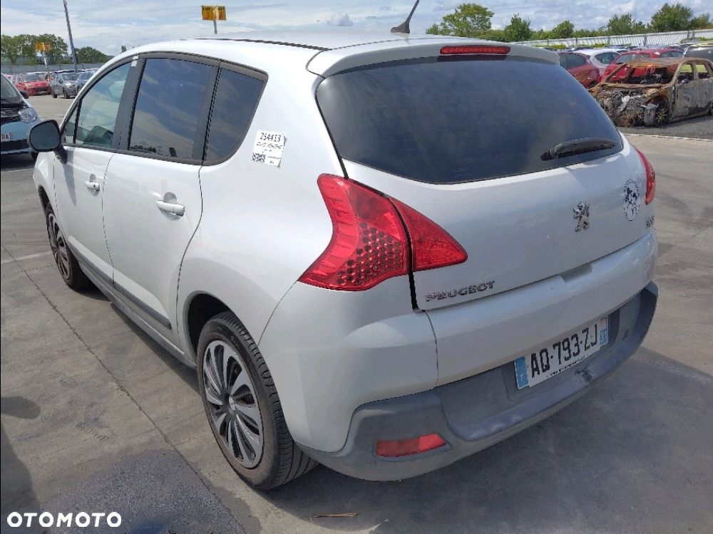 Peugeot 3008 1.6 HDi Premium - 4