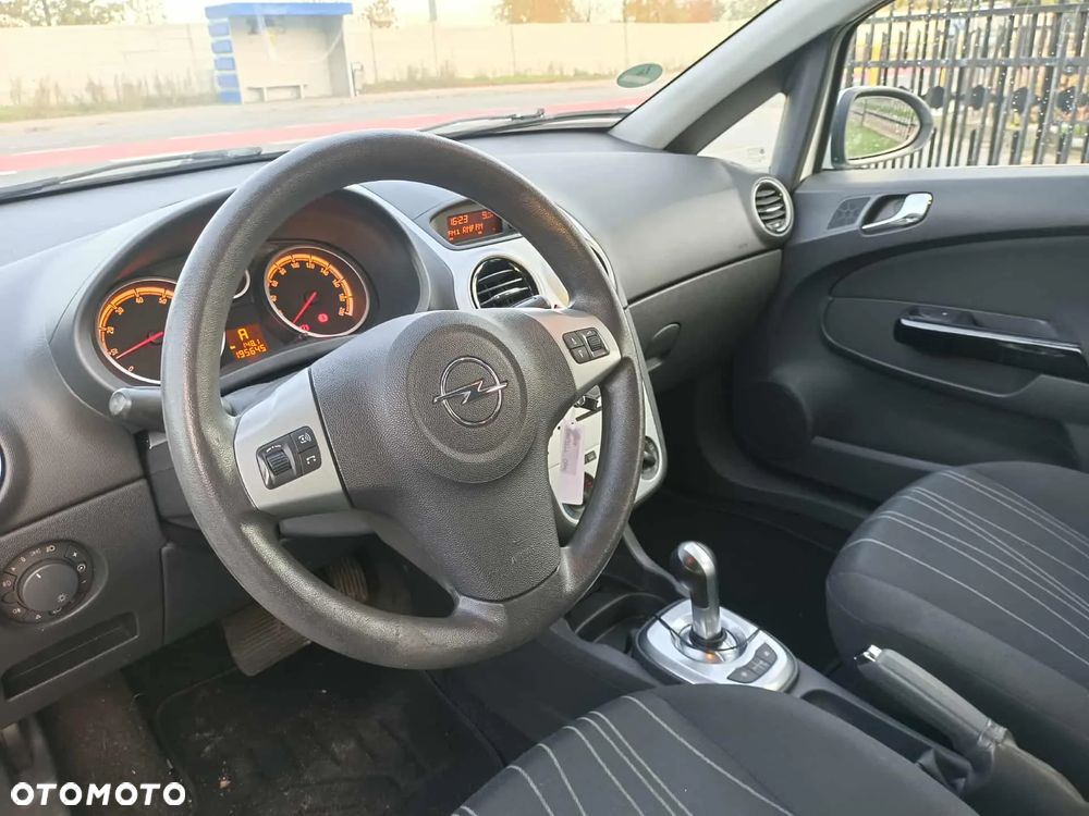 Opel Corsa - 10