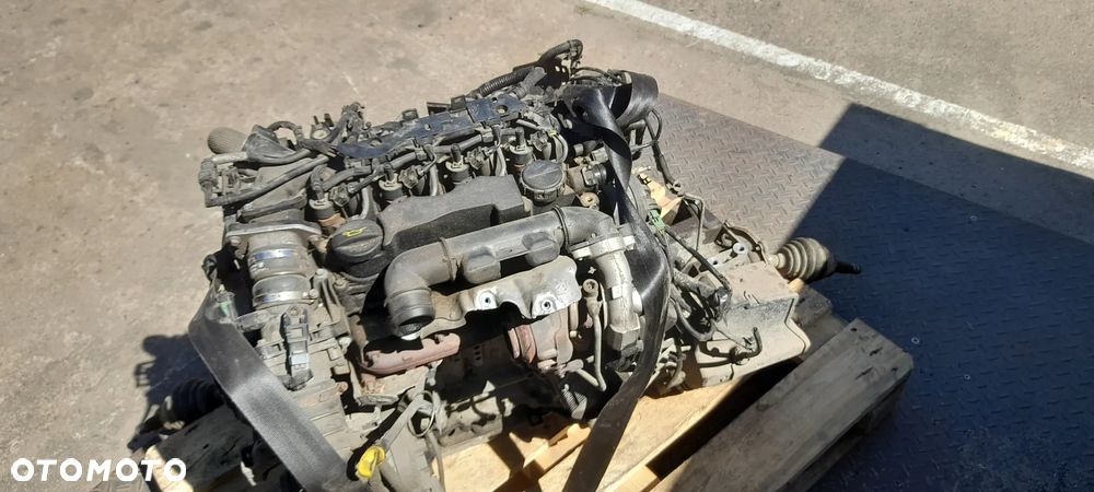 ford fiesta mk7 1,6 tdci skrzynia biegów  8A6R-7002-FB - 10