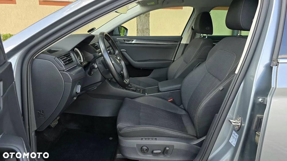 Skoda Superb 2.0 TDI DSG Style - 19