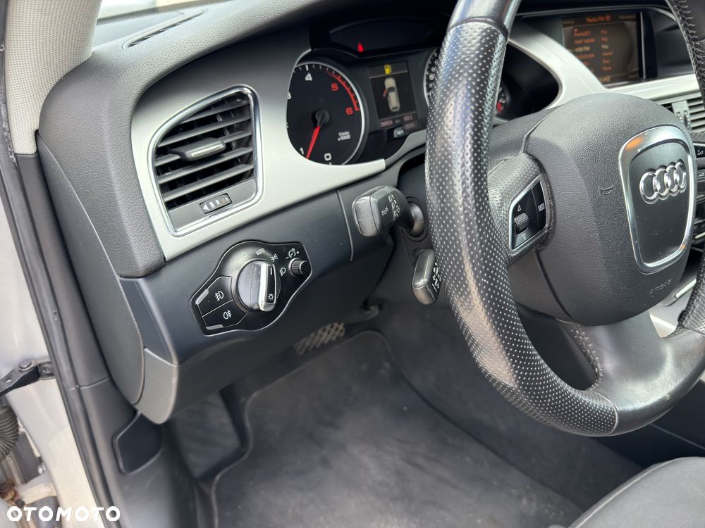 Audi A4 Avant 2.0 TDI DPF multitronic Ambiente - 15