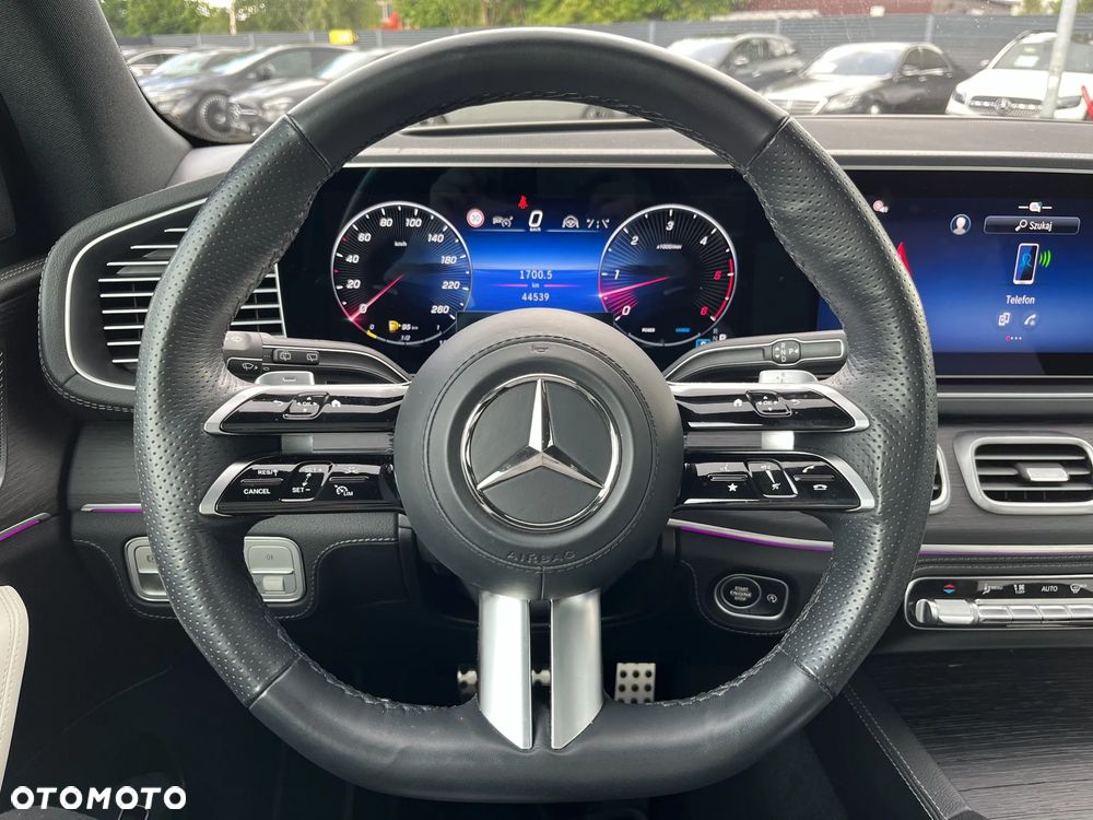 Mercedes-Benz GLE - 15