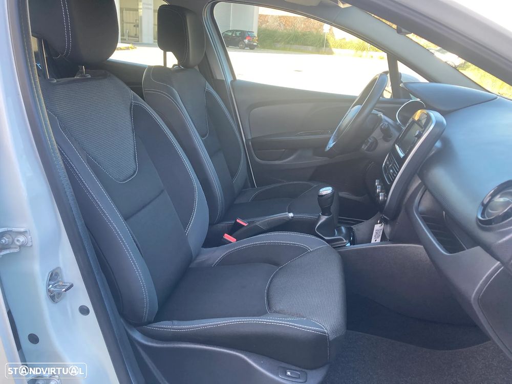 Renault Clio TCe 90 Limited - 26