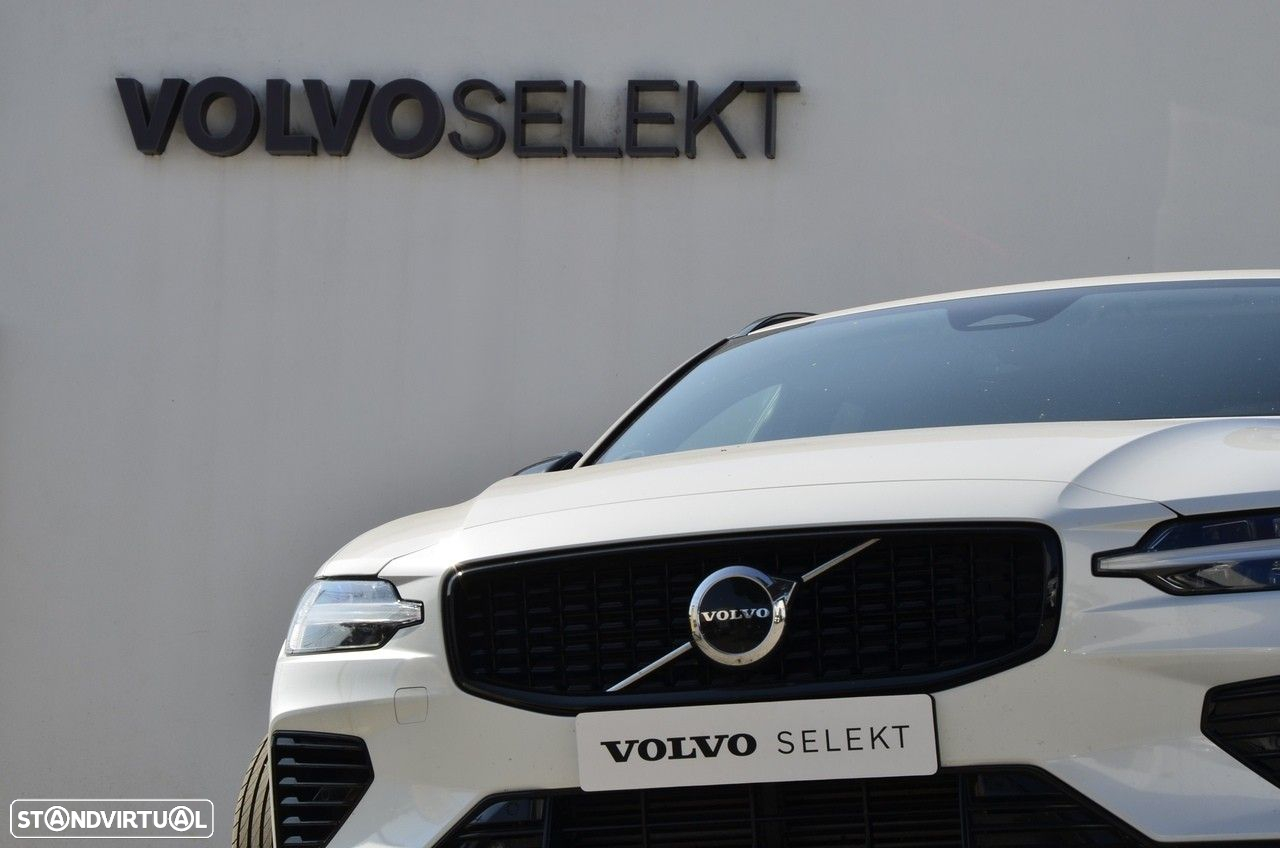Volvo V60 2.0 T6 AWD TE Plus Dark - 29
