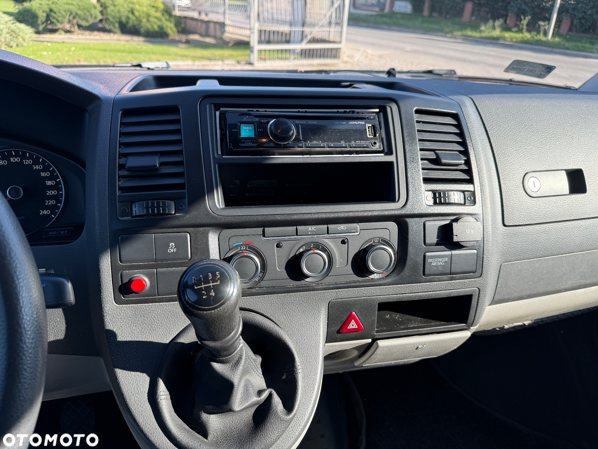 Volkswagen Transporter T5 Doka Kurz Trendline - 3