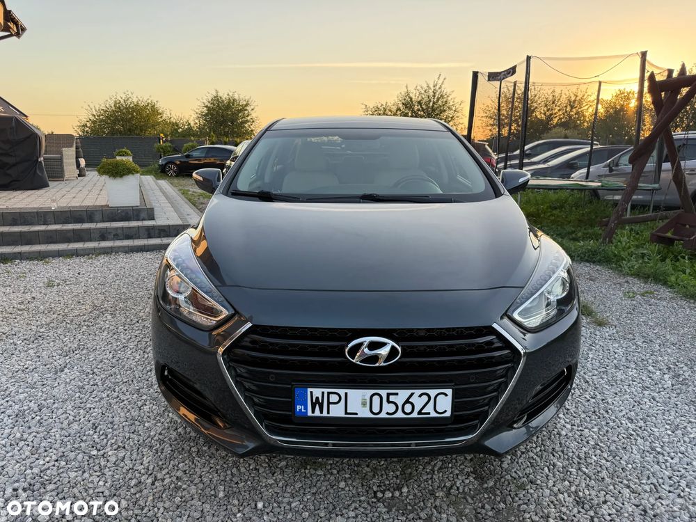 Hyundai i40 Kombi 1.7 CRDi Premium - 3