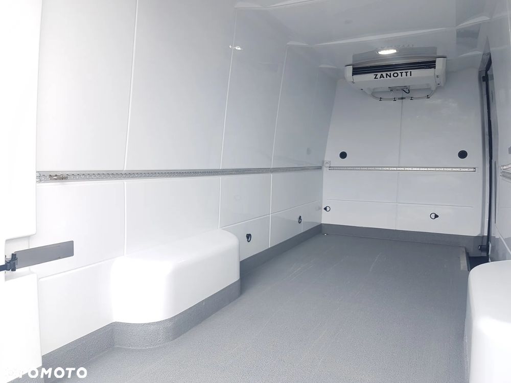 Volkswagen CRAFTER MAXI CHŁODNIA AGREGAT IZOTERMA GRZANIE PODWYŻSZONY 2xDŁUGI KLIMA TEMPOMAT - 20