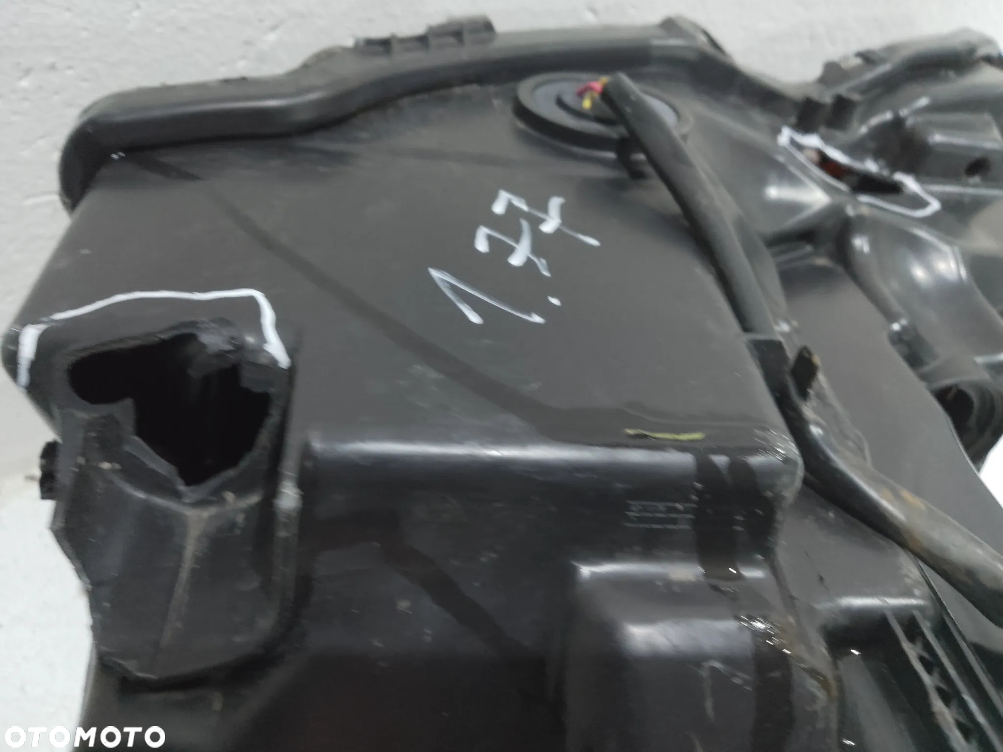 Toyota Aygo II Lift 2018–2022 – Lampa Przednia Prawa LED - 8