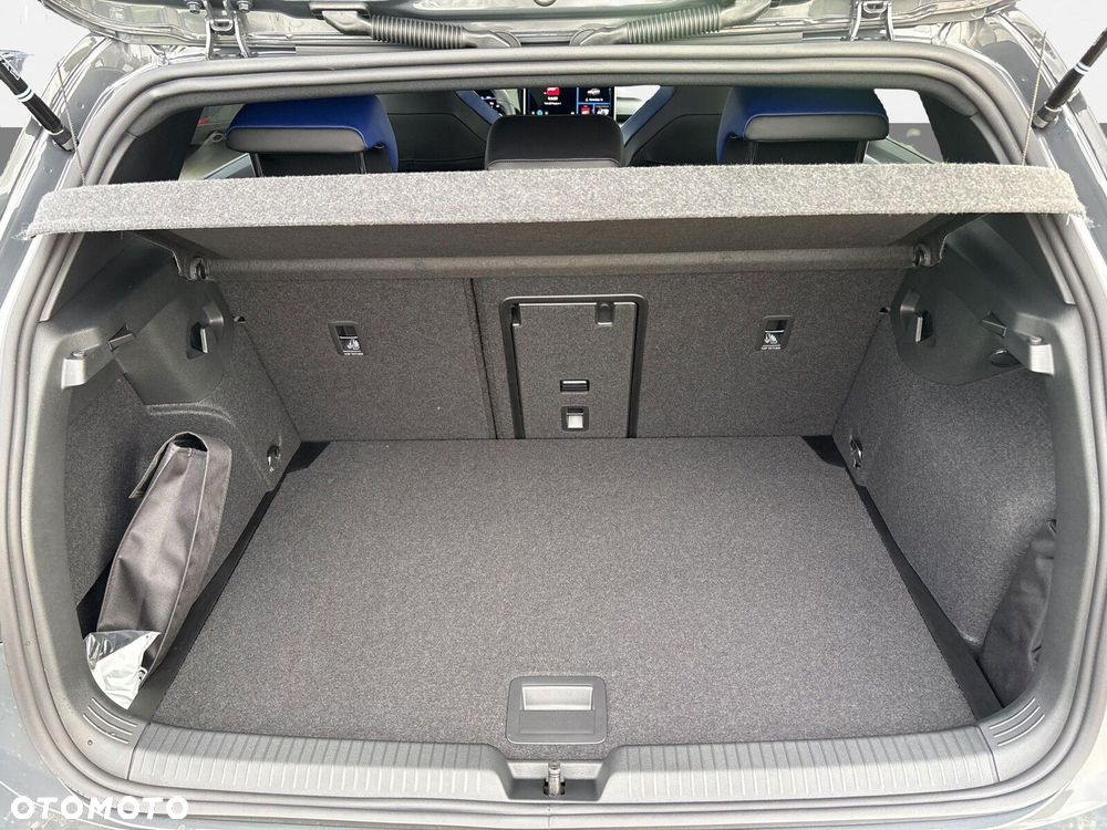 Volkswagen Golf - 19