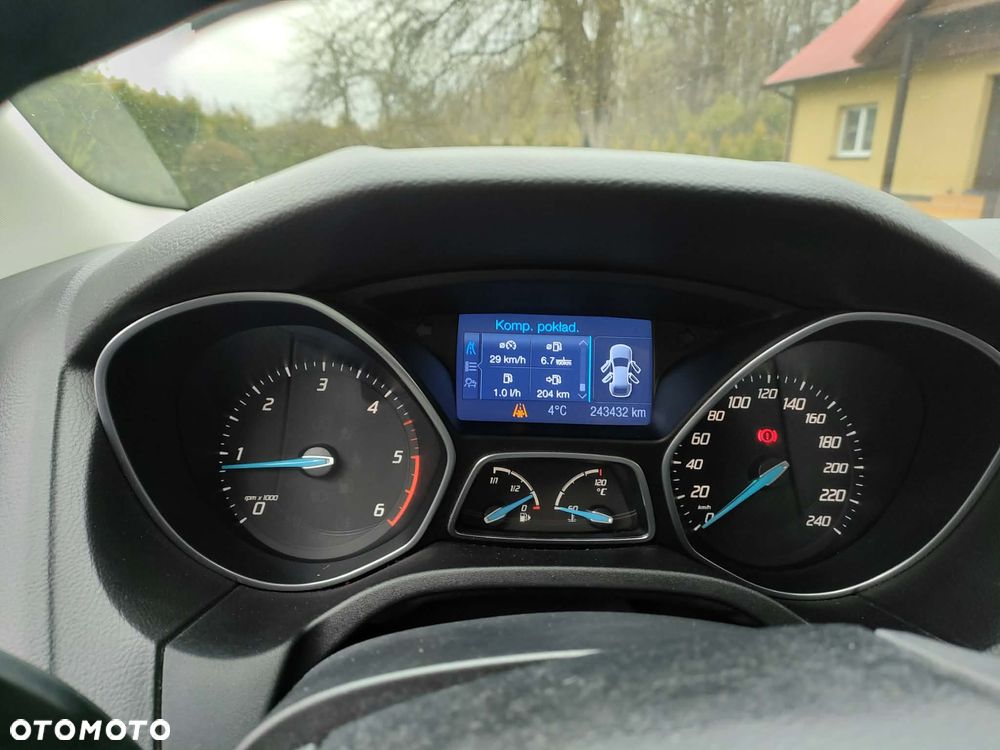 Ford Focus 2.0 TDCi Sport - 11