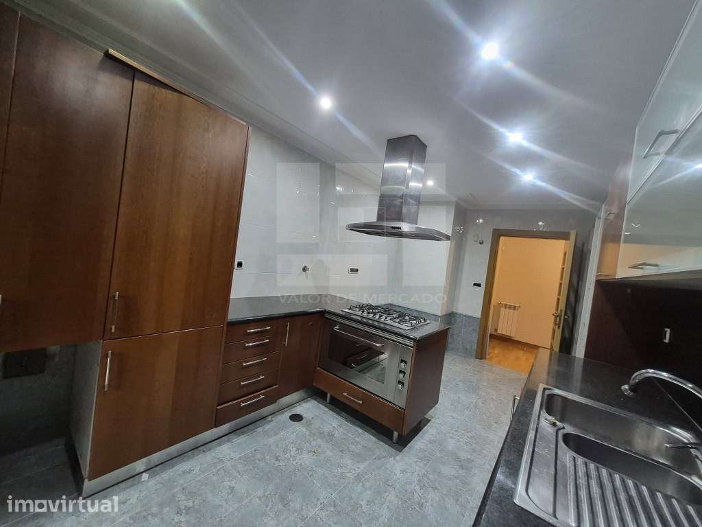 APARTAMENTO T2 - EDIFÍCIO VARANDAS DA LEZÍRIA, VILA FRANCA DE XIRA - Grande imagem: 4/36