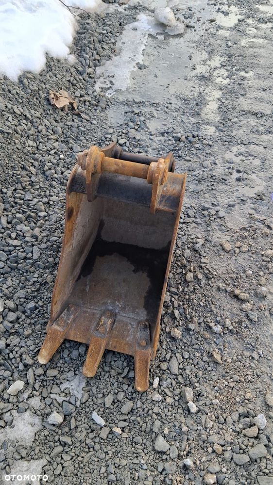 Caterpillar 305 - 18