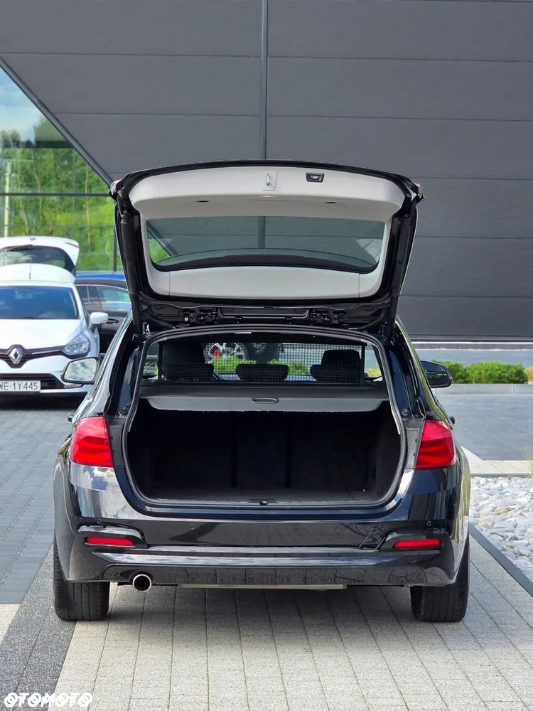 BMW Seria 3 318i GPF Advantage - 11