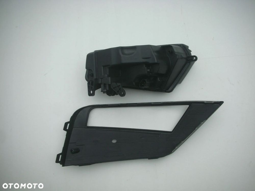 SEAT LEON 4 LED + KRATKA DRL PRAWY 2017- 5F0 - 2