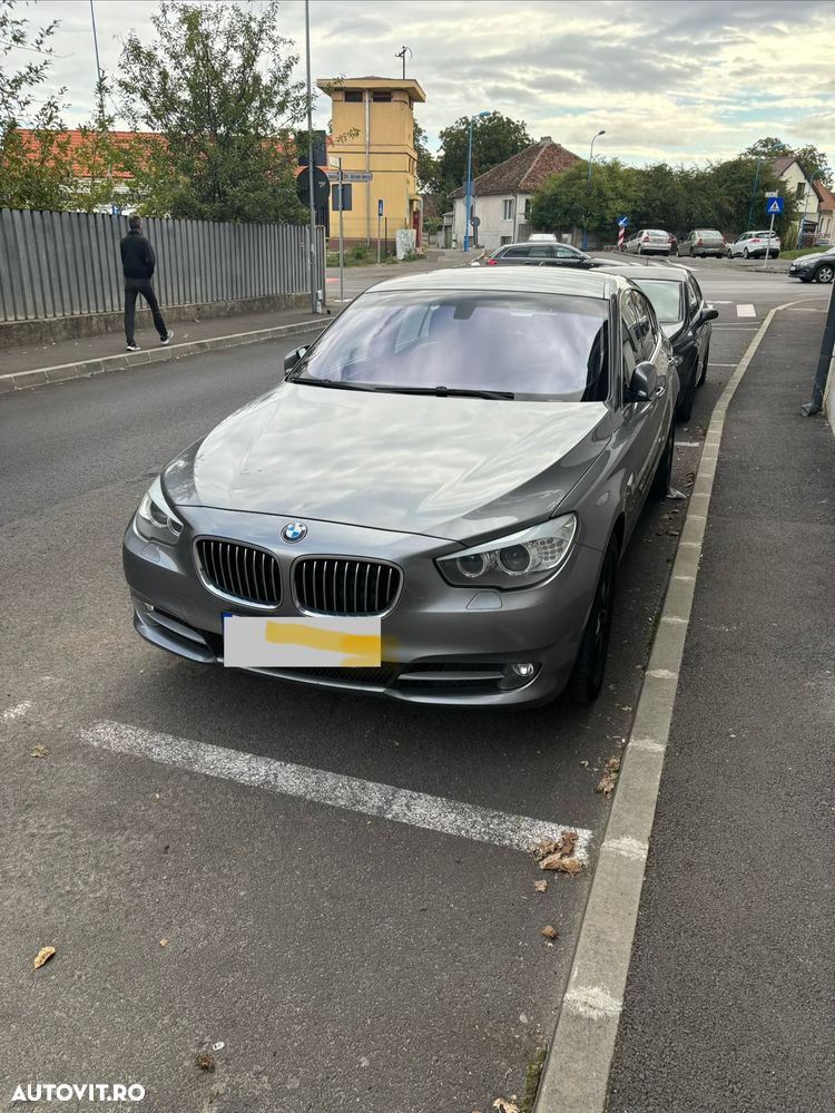 BMW Seria 5 530d xDrive Aut. - 1