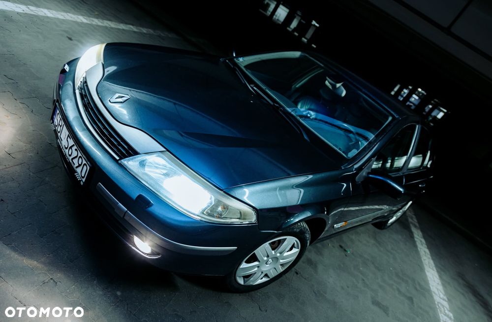 Renault Laguna 1.8 Initiale - 1