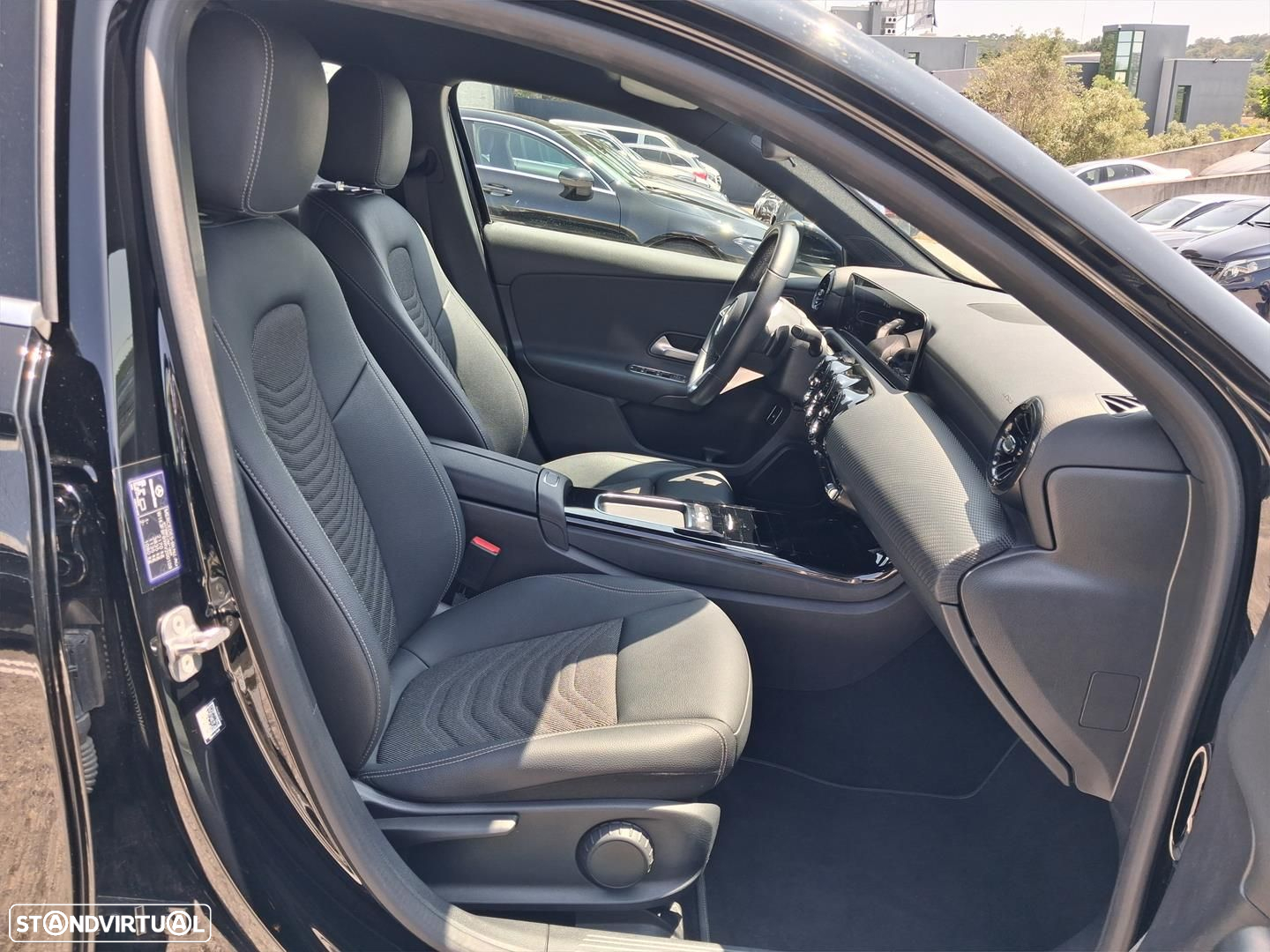 Mercedes-Benz A 250 e - 13