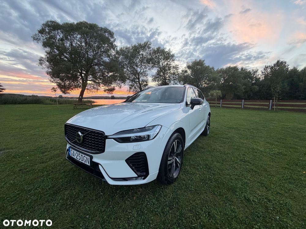 Volvo XC 60 B4 B R-Design - 2