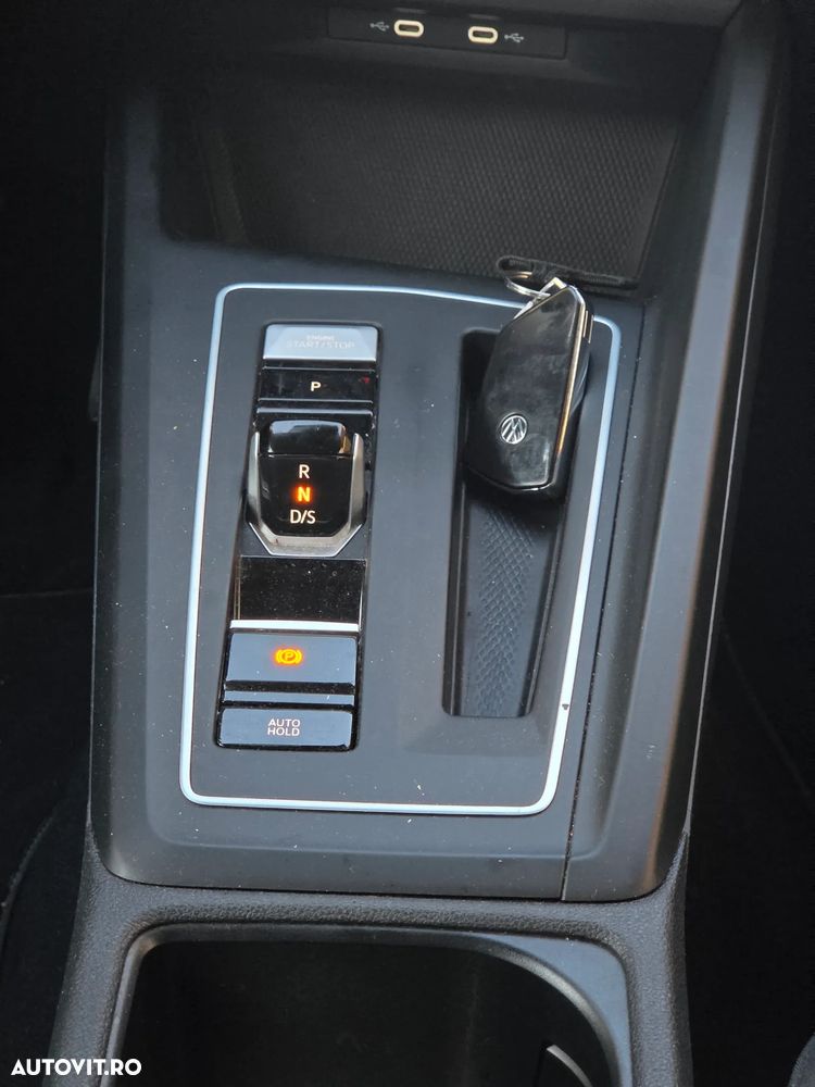 Volkswagen Golf 2.0 TDI SCR DSG Active - 13