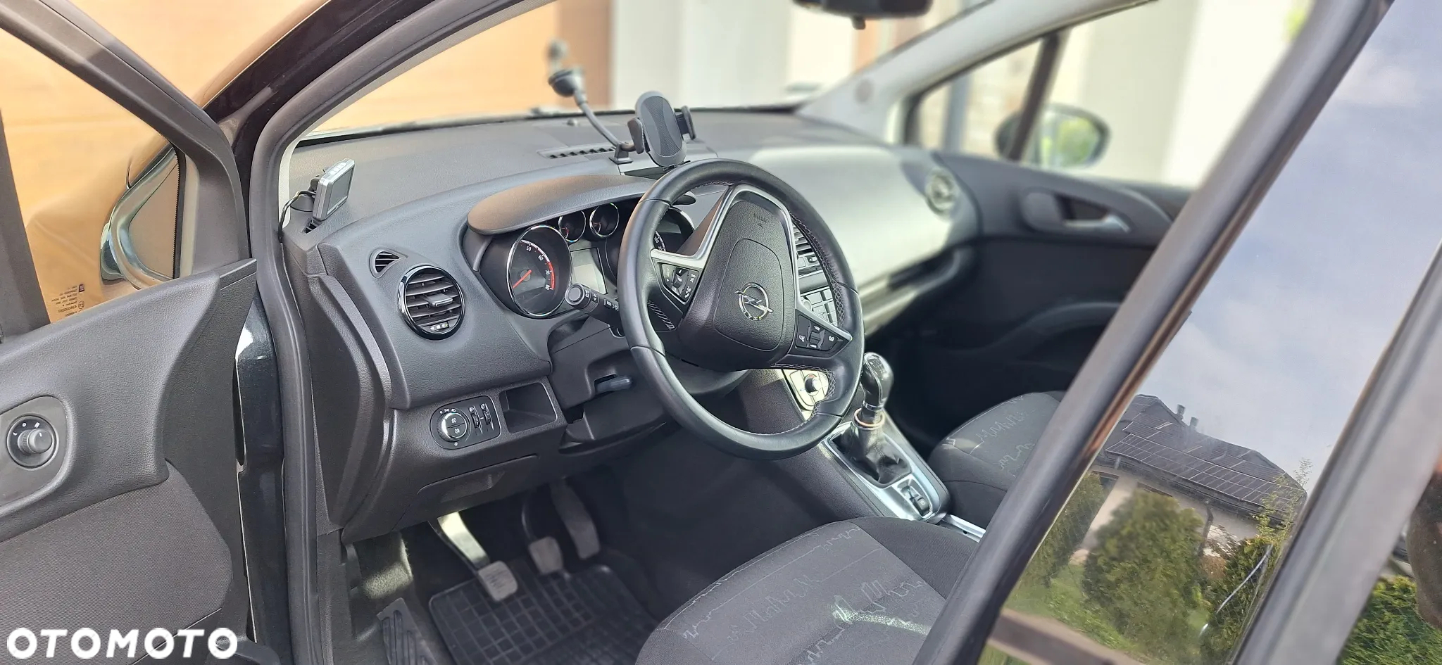 Opel Meriva - 8