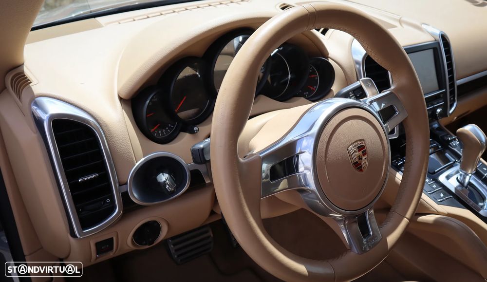 Porsche Cayenne S Tiptronic S - 15
