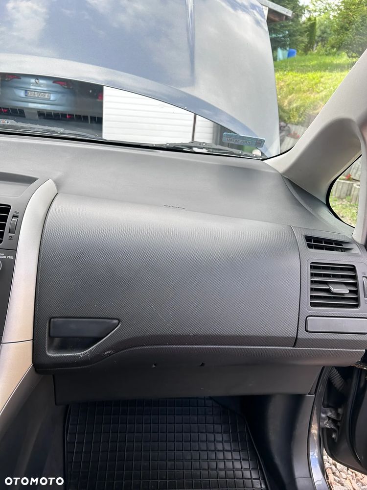 Toyota Auris 1.4 VVT-i Terra - 13