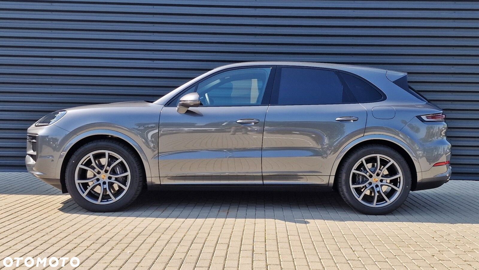Porsche Cayenne - 6