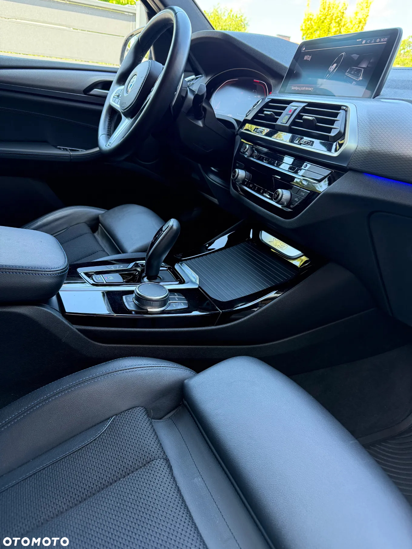 BMW X3 xDrive20i - 11