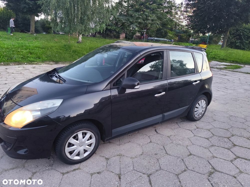 Renault Scenic - 9