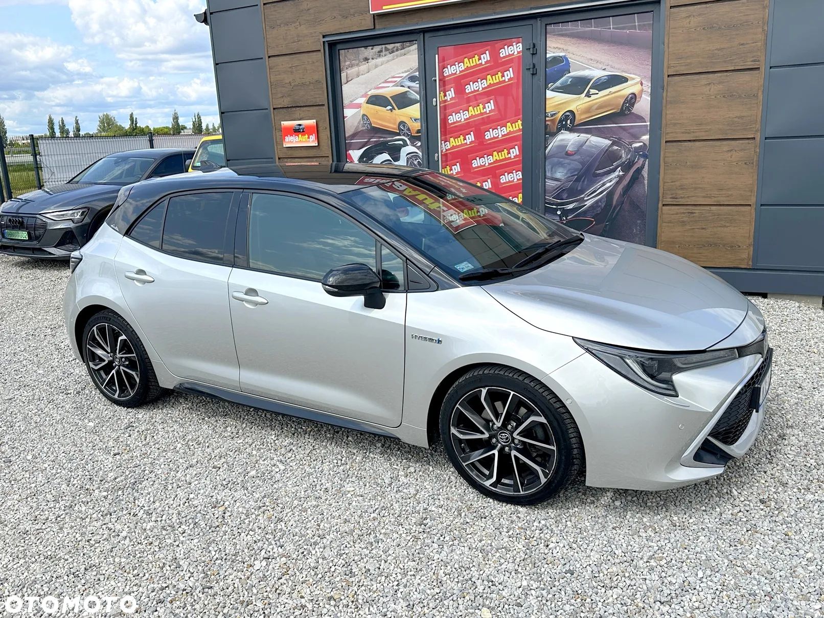 Toyota Corolla 2.0 Hybrid Selection - 1