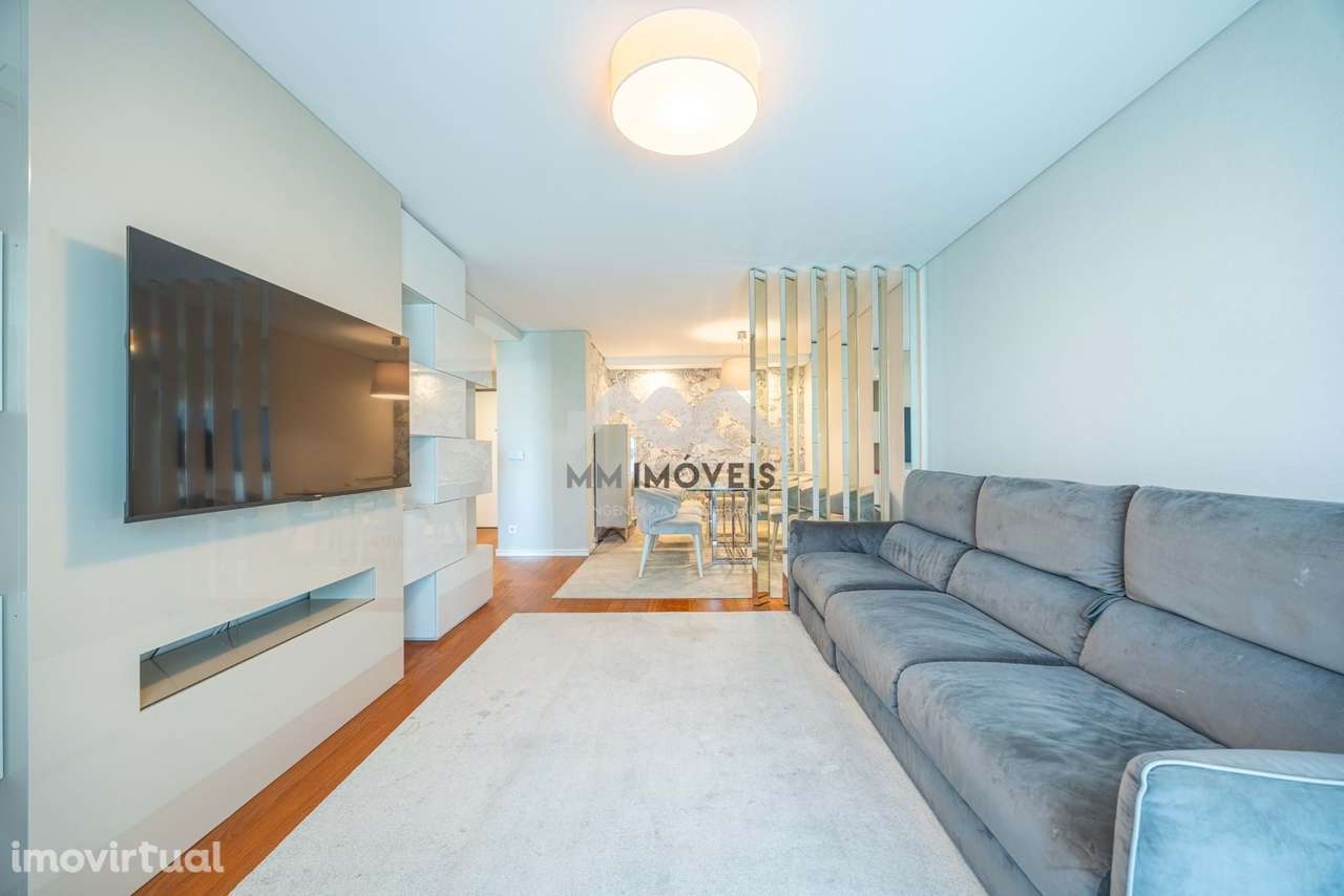Apartamento T2 | Avenida do Bessa | Excelente Localização | Mobilado | - Grande imagem: 2/37