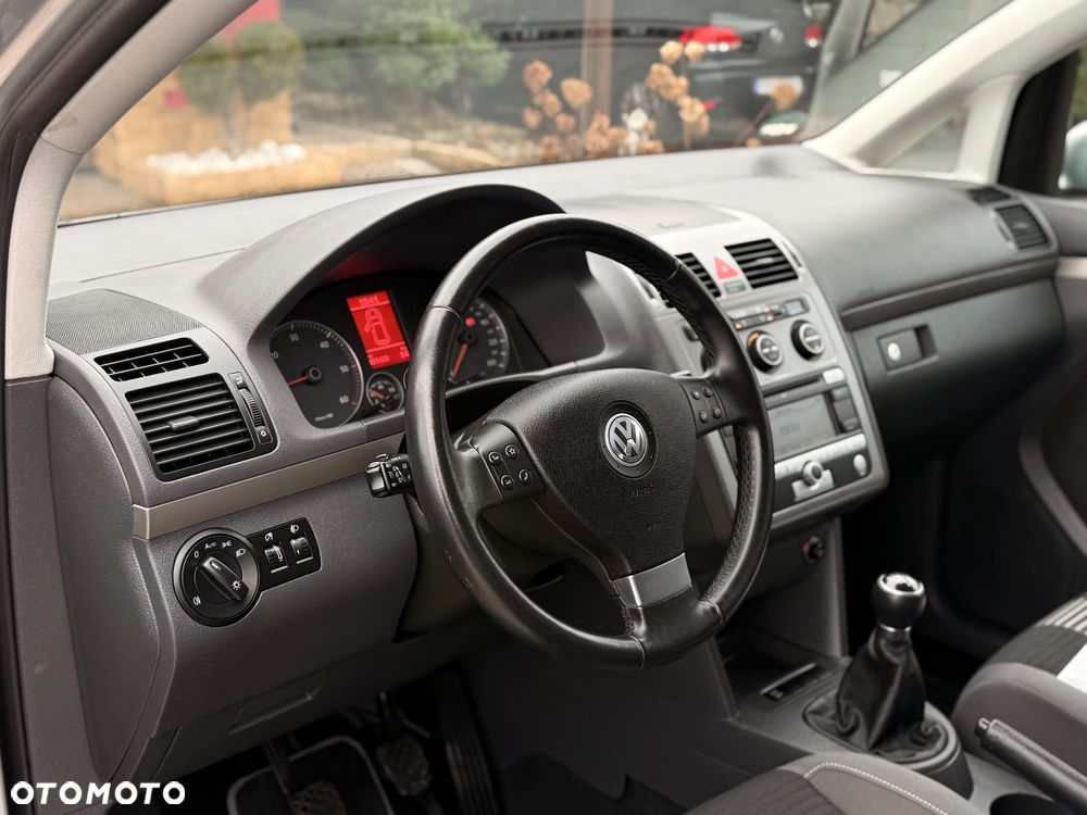 Volkswagen Touran 2.0 TDI United - 16