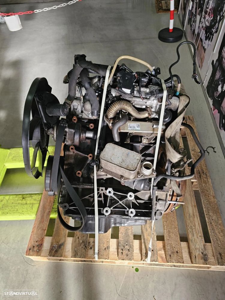 Motor Renault Master III 2.3 DCI 2015, referência: M9T 698 - 2