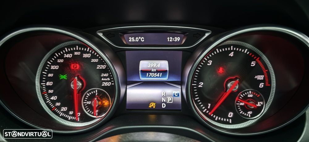 Mercedes-Benz CLA 220 (CDI) d 7G-DCT AMG Line - 39