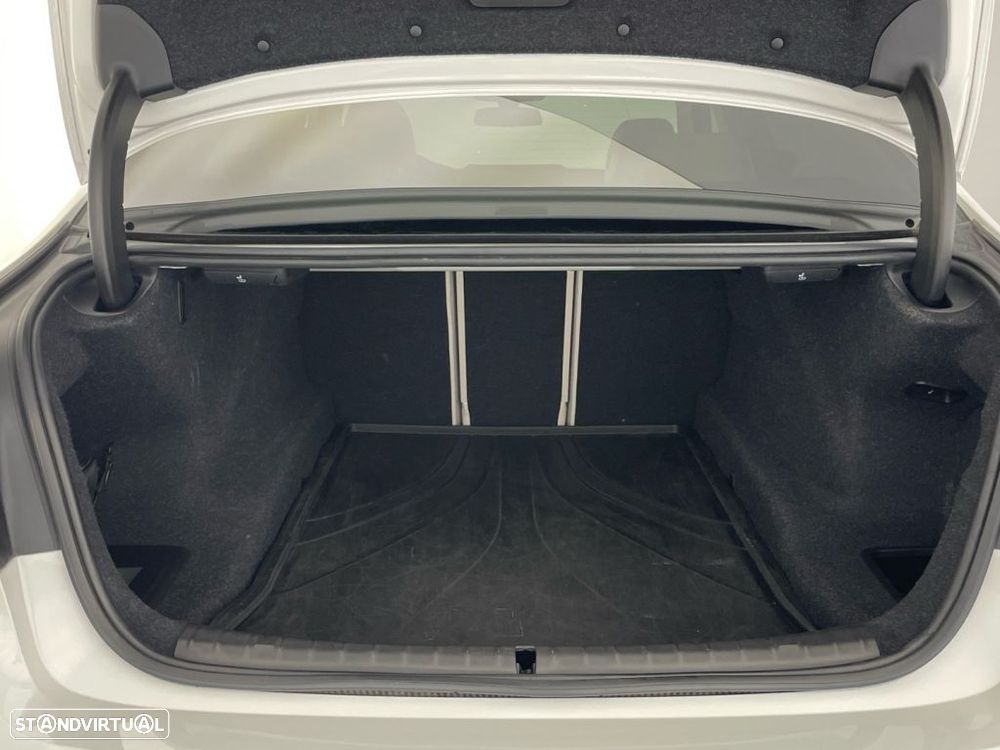 BMW 520 d Aut. Luxury Line - 13