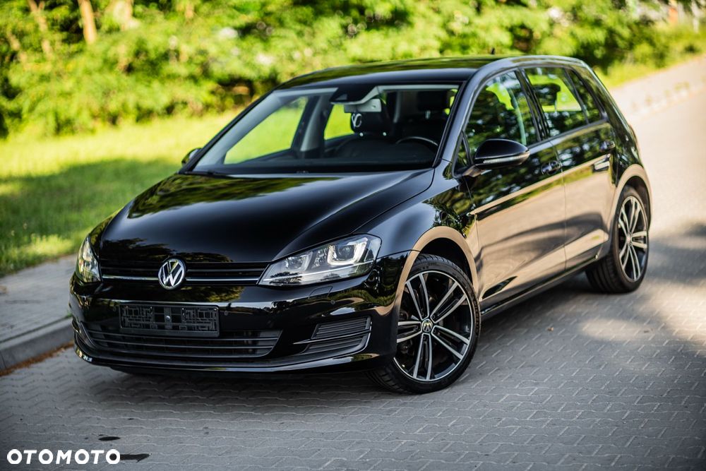 Volkswagen Golf 2.0 TDI BlueMotion Technology Edition - 3
